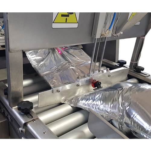 EnoItalia Bag In Box Filler | BB50 | Fully Automatic Filling & Conveyor System | 380V Three Phase